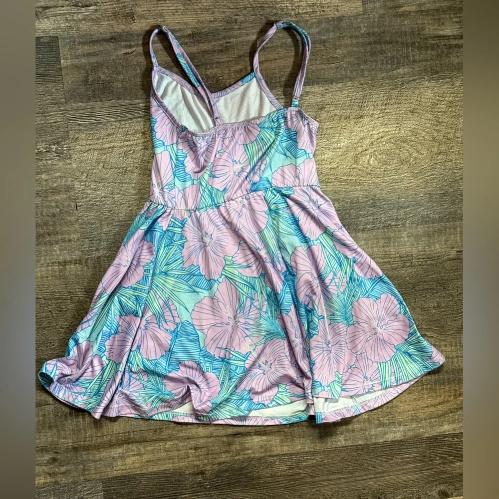 Girls size M Hawaiian print dress